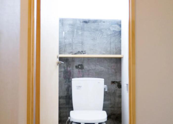 Hostel and Dining Tanga Table