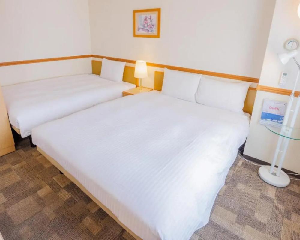 фото Toyoko Inn Kokura Station Shinkan Line