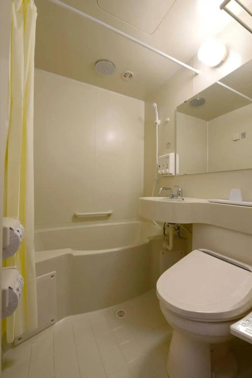 фото Toyoko Inn Kokura Station Shinkan Line