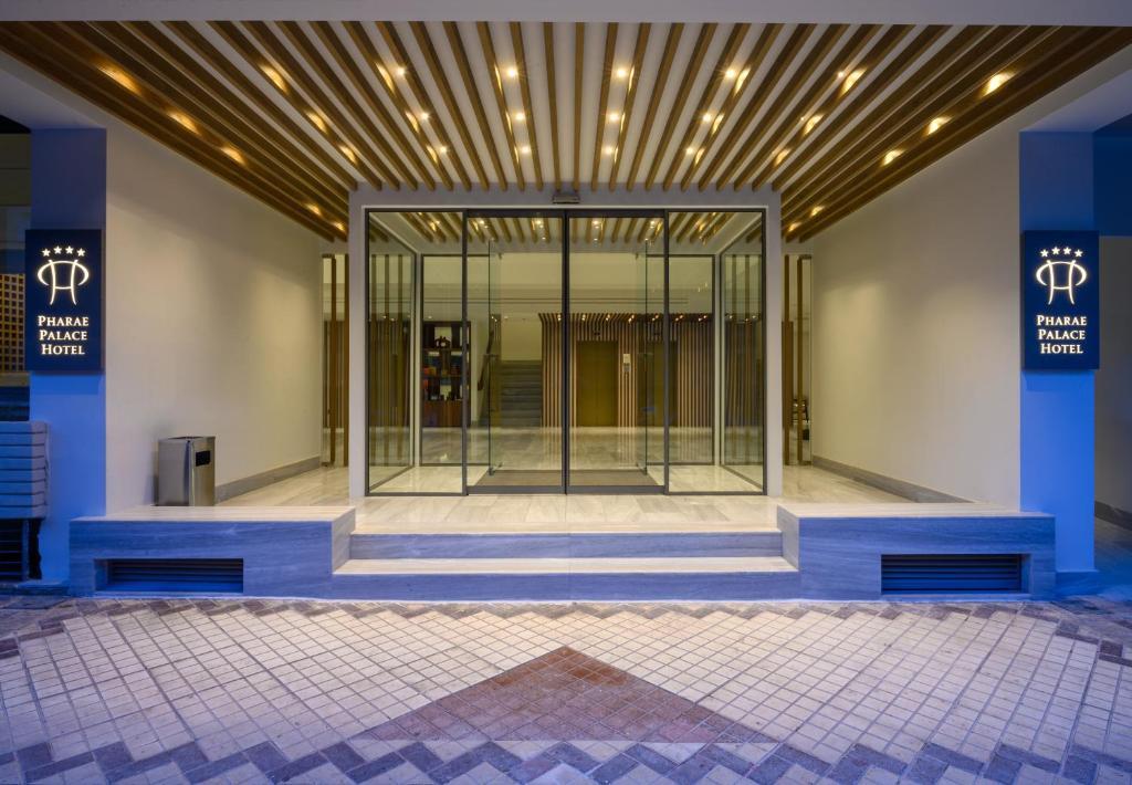Pharae Palace Hotel