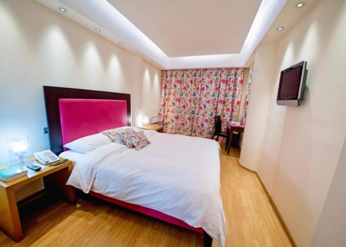 Comfy Boutique Hotel