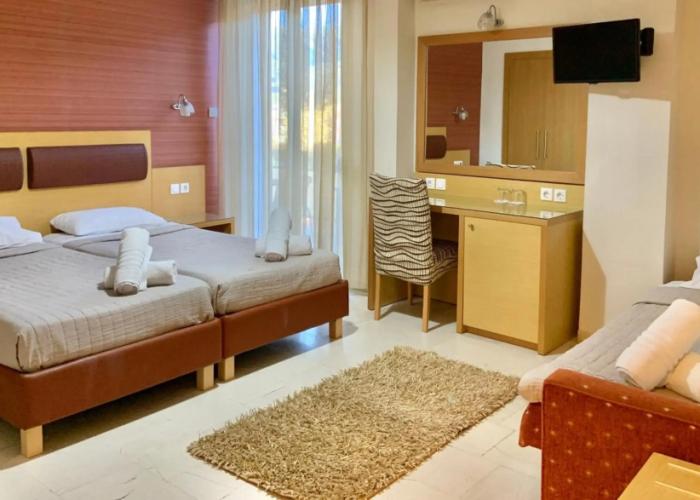 Hotel Flisvos
