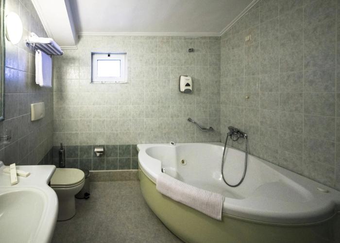 Rex Hotel