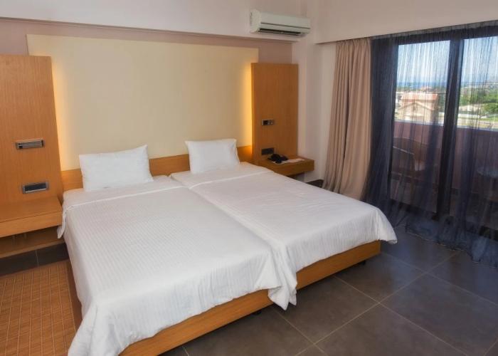Elite City Resort