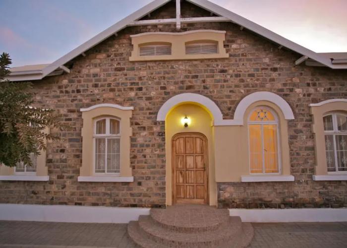 Schuetzenhaus Guesthouse