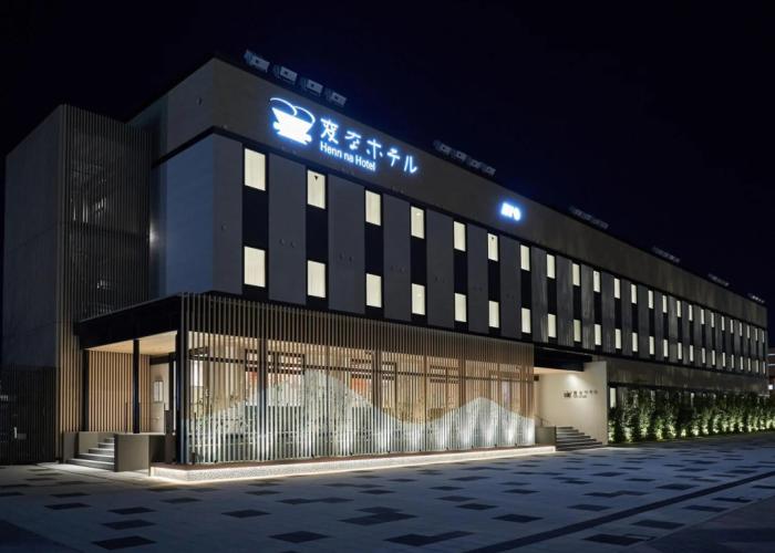 Henna Hotel Komatsu Ekimae