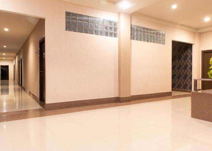 OYO 1977 Harvest Residence