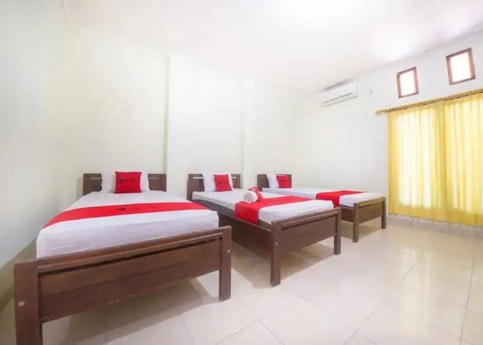RedDoorz near Nusa Cendana University