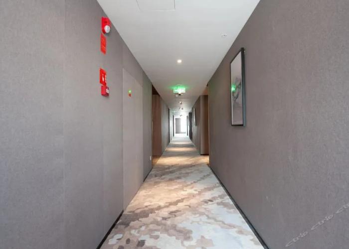 Kanglaibo International Hotel (Ganzhou Gan County)