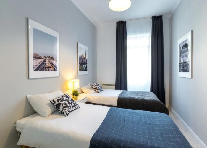 FriendHouse Apartments