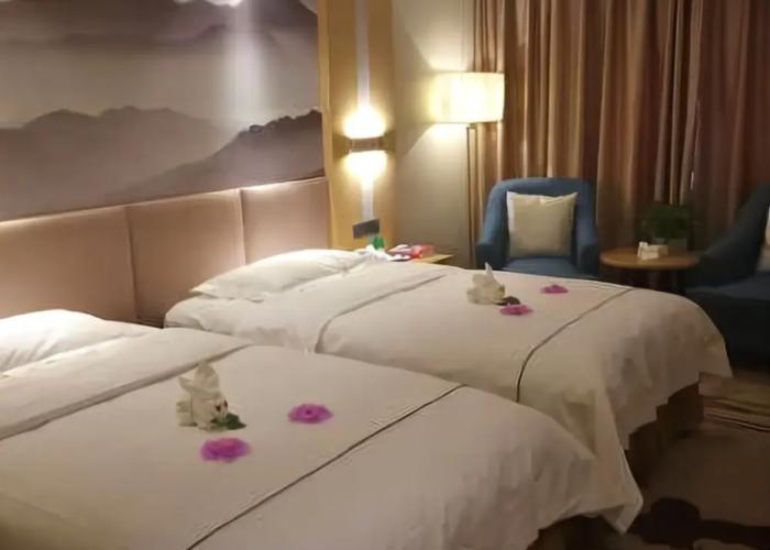 Lou lan Hotel