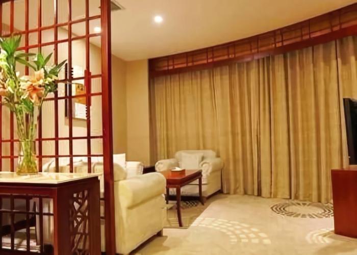 Lou lan Hotel