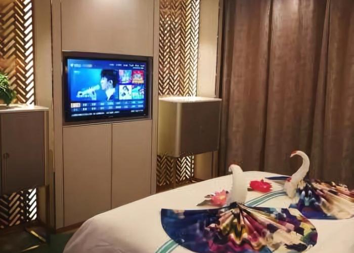 Lou lan Hotel