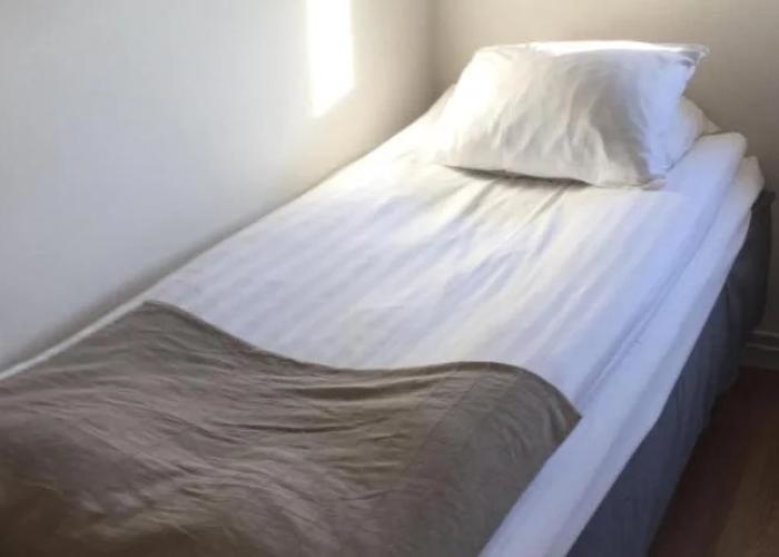 Hotel E-10