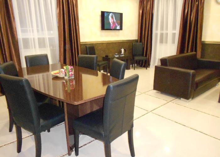 Business Hotel Cosmos