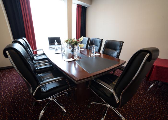 Avenue Park Hotel