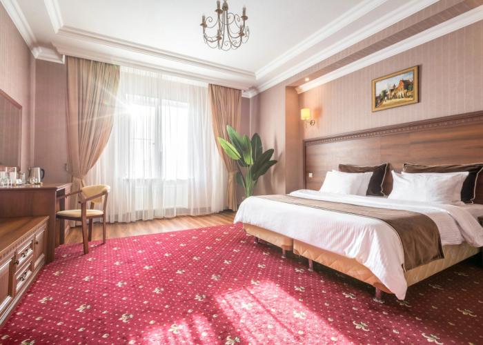 Hotel Theatre