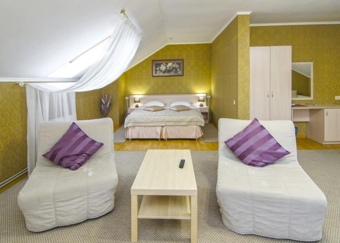 Iris Guest House