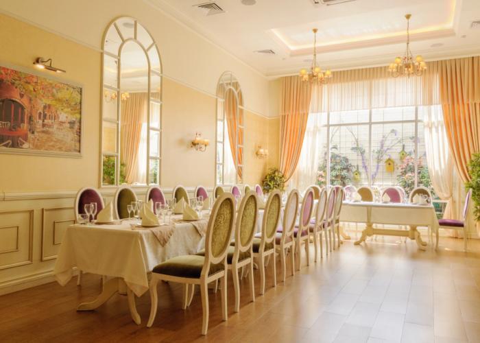 Niva Hotel