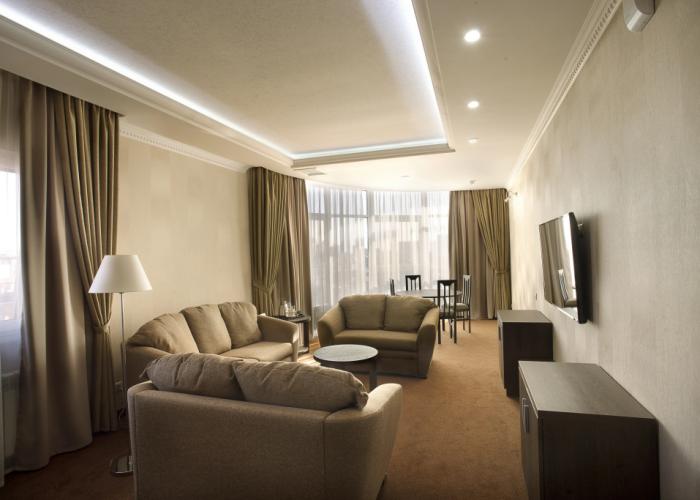 Amici Grand Hotel Hotel