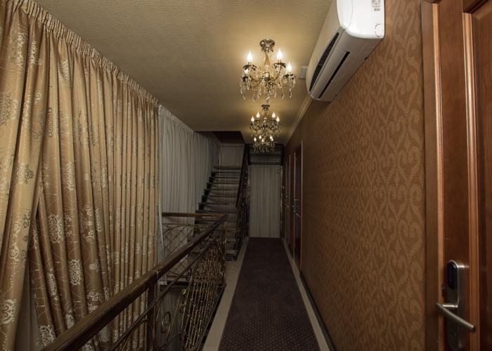 Fidel Hotel