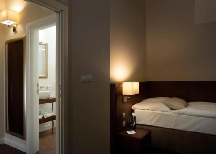 Hotel Ambassador