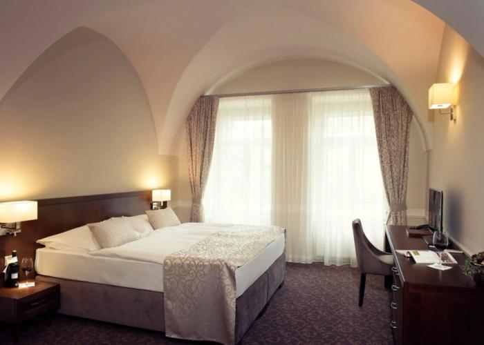 Hotel Ambassador