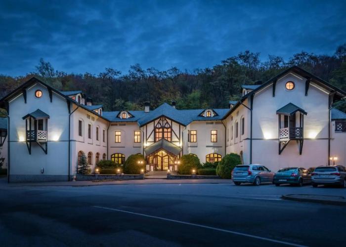 Hotel Bankov