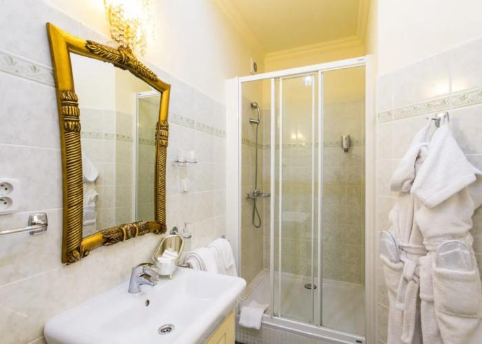 GOLDEN ROYAL Boutique hotel & Spa