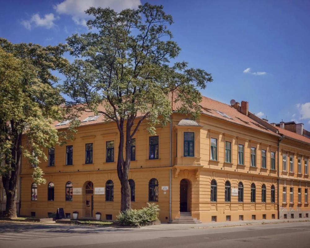 City Residence Apartment Hotel