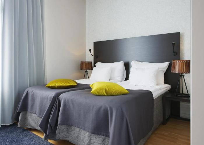 Home Hotel Plaza