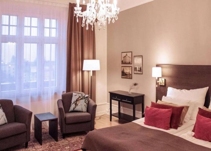 Home Hotel Drott