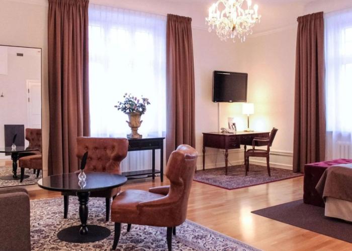 Home Hotel Drott