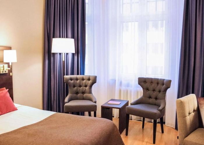 Home Hotel Drott