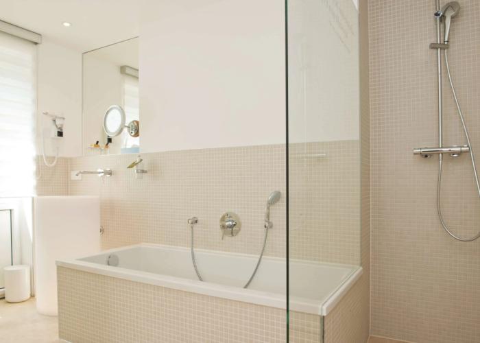 Hotel Gude