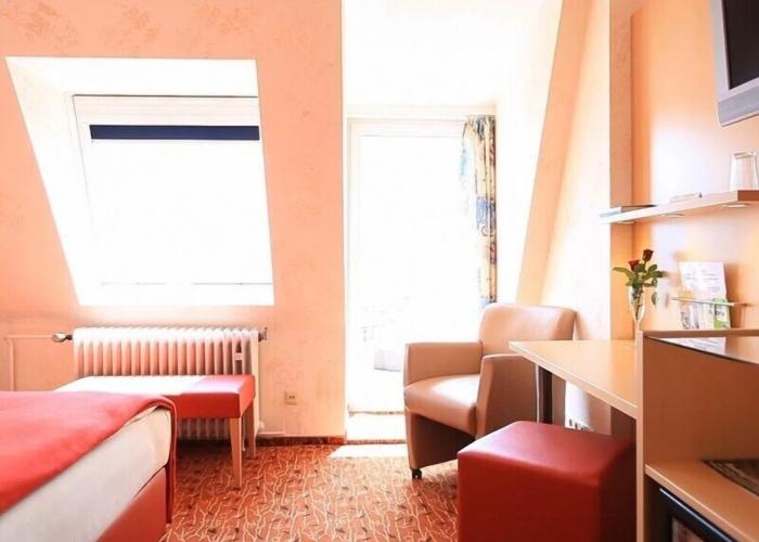Adesso Hotel