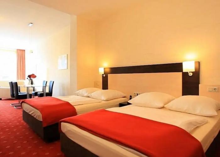 Adesso Hotel