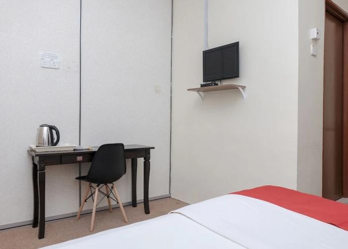 OYO 90180 Gemilang Hotel Kerteh