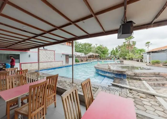 Onyx Hotel