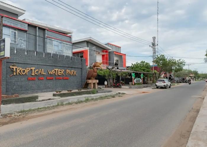 Urbanview Hotel Tropical Ketapang by RedDoorz