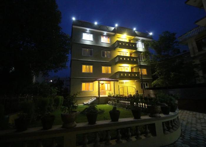Himalayan Sherpa INN