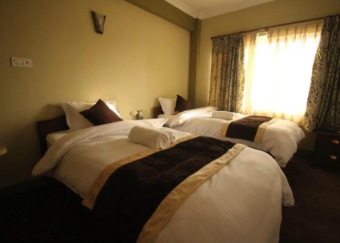 Himalayan Sherpa INN