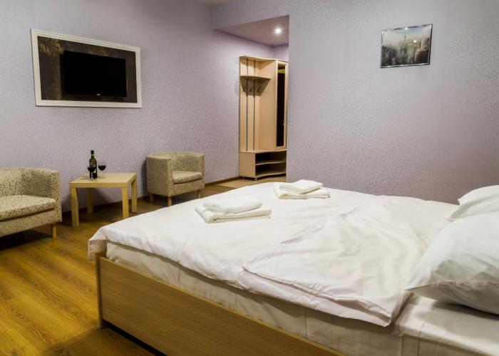 Nitstsa Hotel