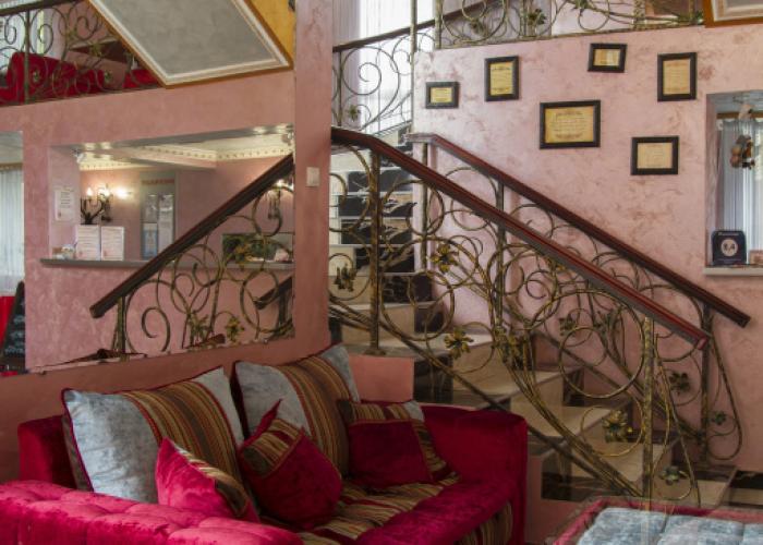 Viktoria Hotel