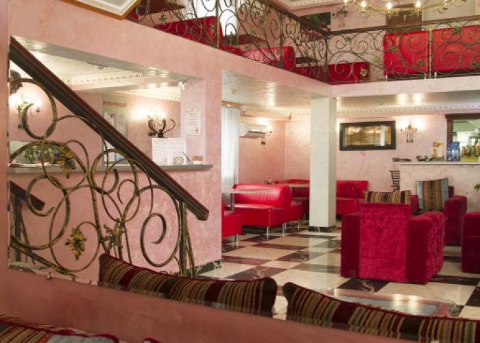 Viktoria Hotel