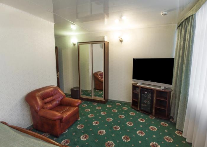 Komilfo Guest House