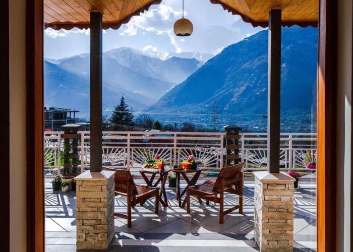 Anand Vardhan Resorts