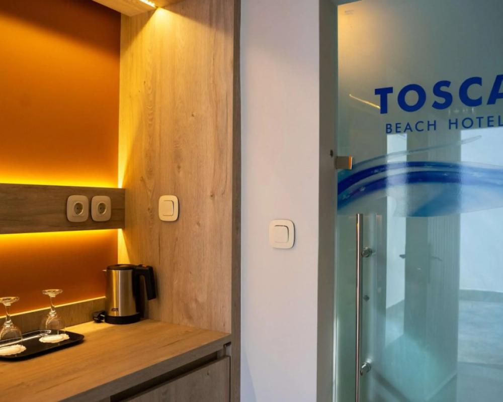 Bomo Tosca Beach Hotel
