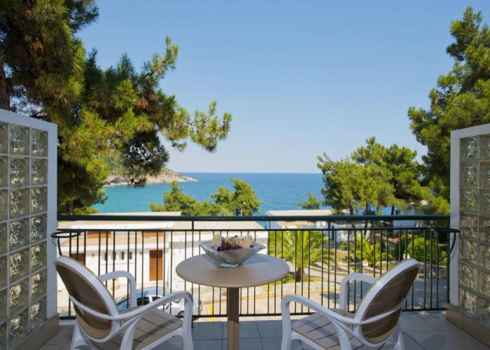 Bomo Tosca Beach Hotel