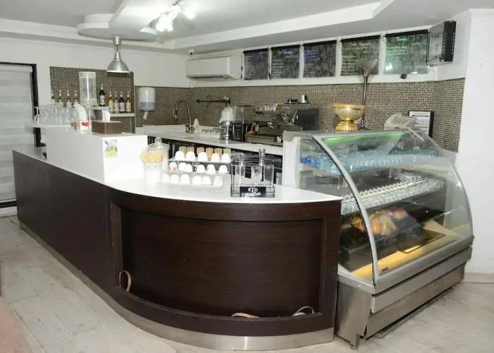 Plaza Athenee Hotel Kuwait